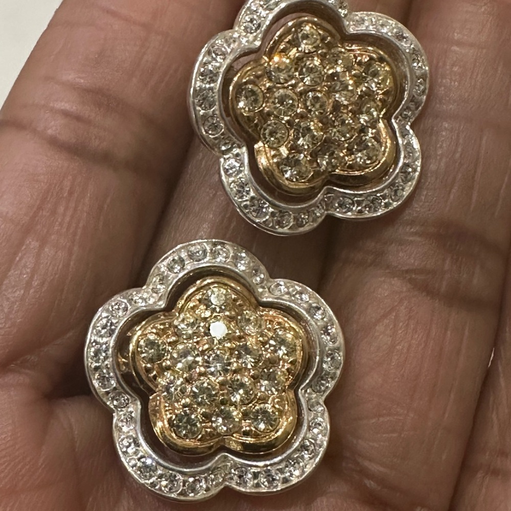 Vintage 2tone Gold and Silver Floral Earrings